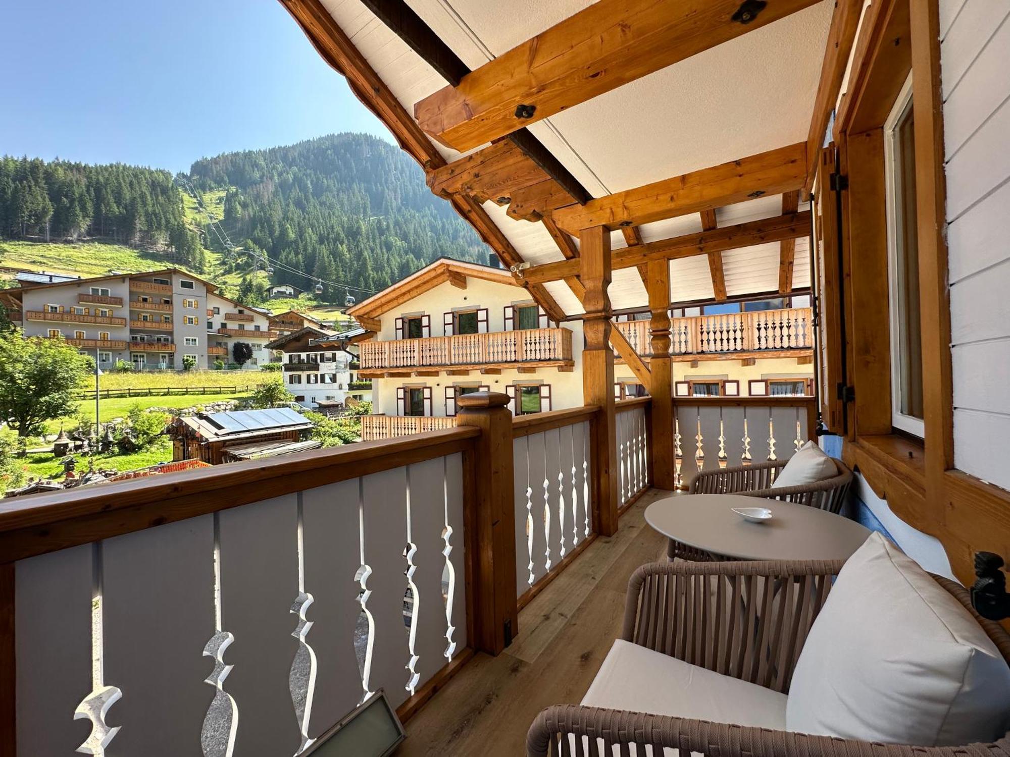 B&B Family Accommodation Canazei Bike Friendly Luaran gambar