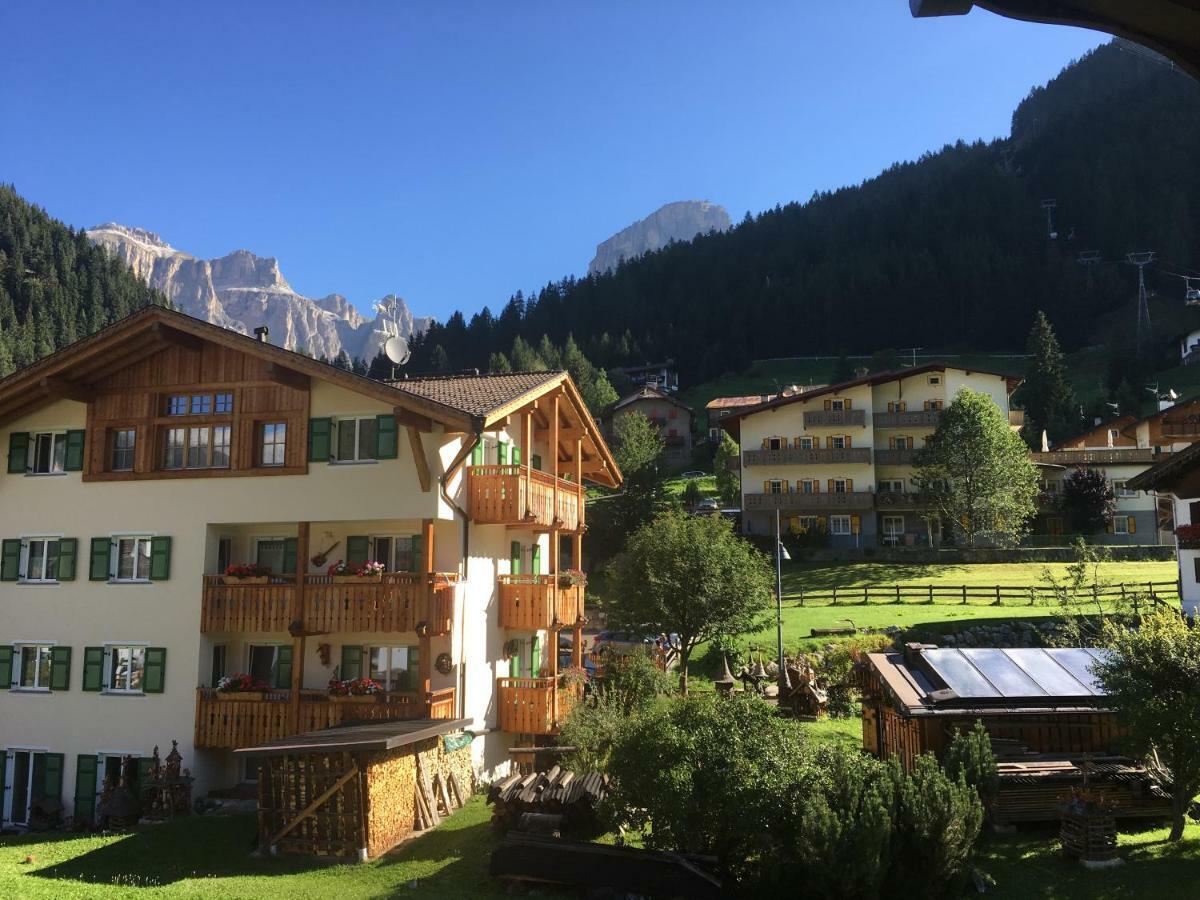 B&B Family Accommodation Canazei Bike Friendly Luaran gambar